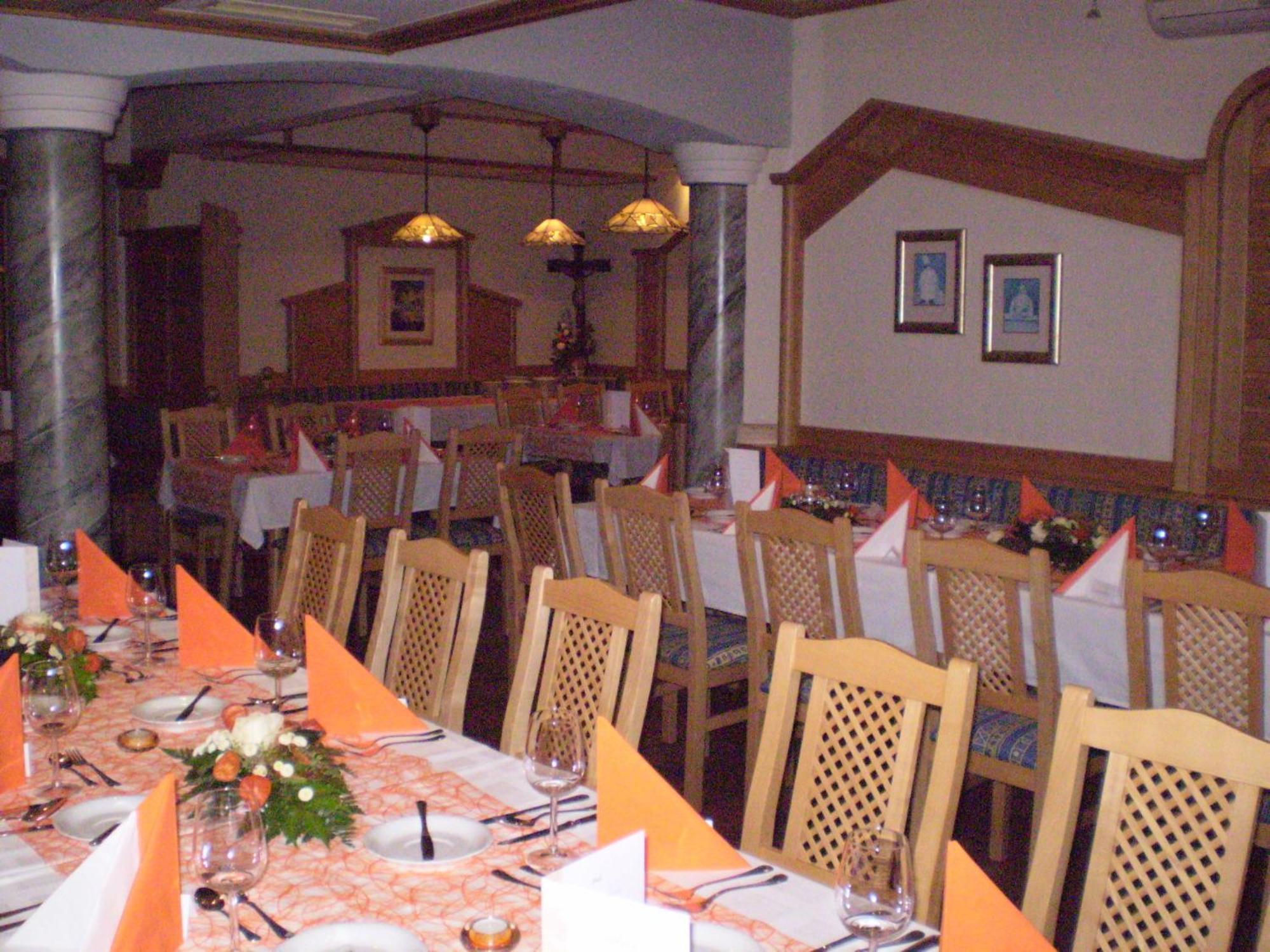 Gasthaus Hotel Feldschlange Рид  Экстерьер фото