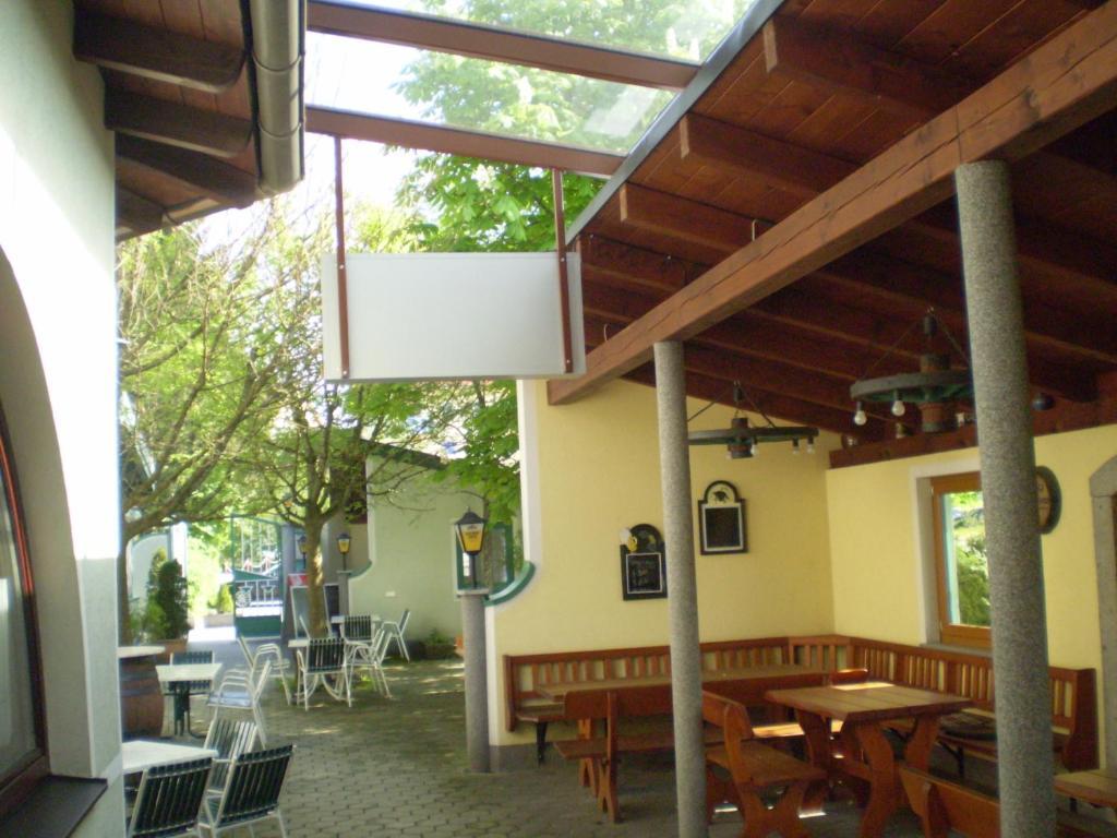 Gasthaus Hotel Feldschlange Рид  Экстерьер фото